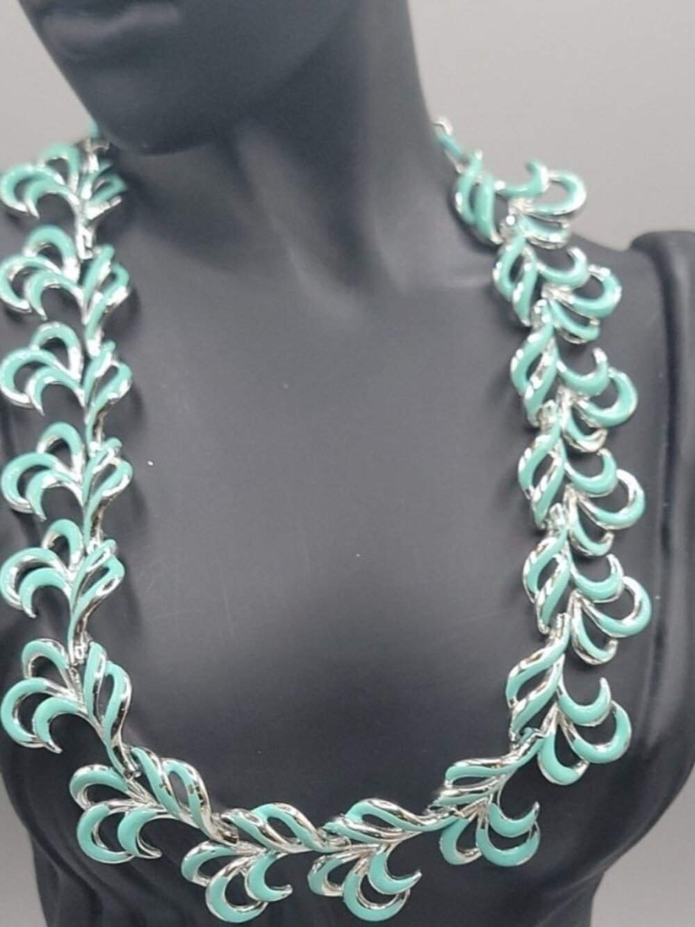 Vintage Coro Aqua Blue Enamel Feather Leaf Link Necklace 17" Silver Tone 1950s